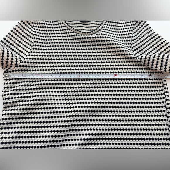 Saint + Sophia Asher Crew Neck Top Size 10 - Picture 3 of 8